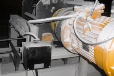 Vu d'une moteur electrique en usine